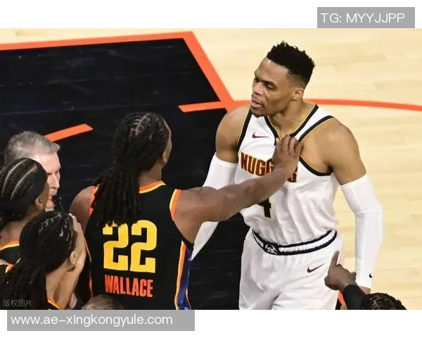 火箭双星威少与施罗德展现团队篮球实力KD被包夹依然难敌55开局面