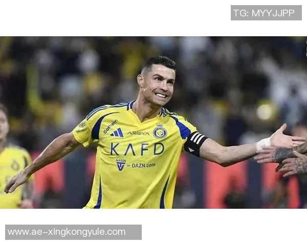 C罗本赛季表现出色代表俱乐部和国家队出战17场贡献16球2助攻